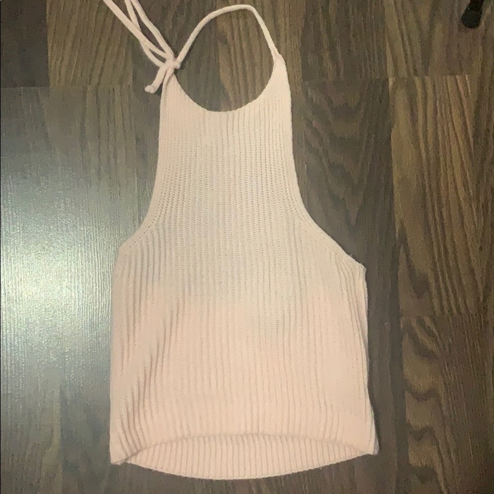 Backless crop top